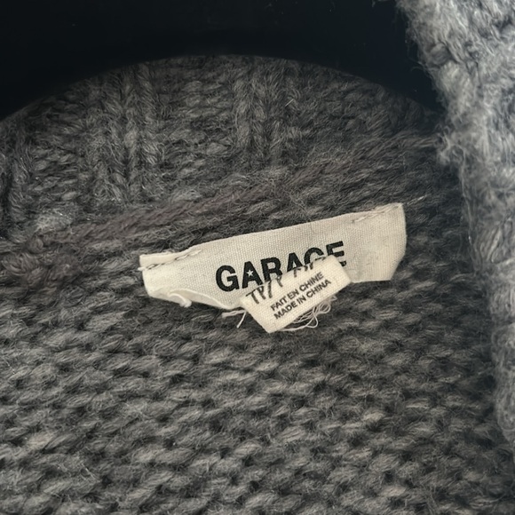 Oversized gray cardigan (Garage, XS) - Picture 2 of 4